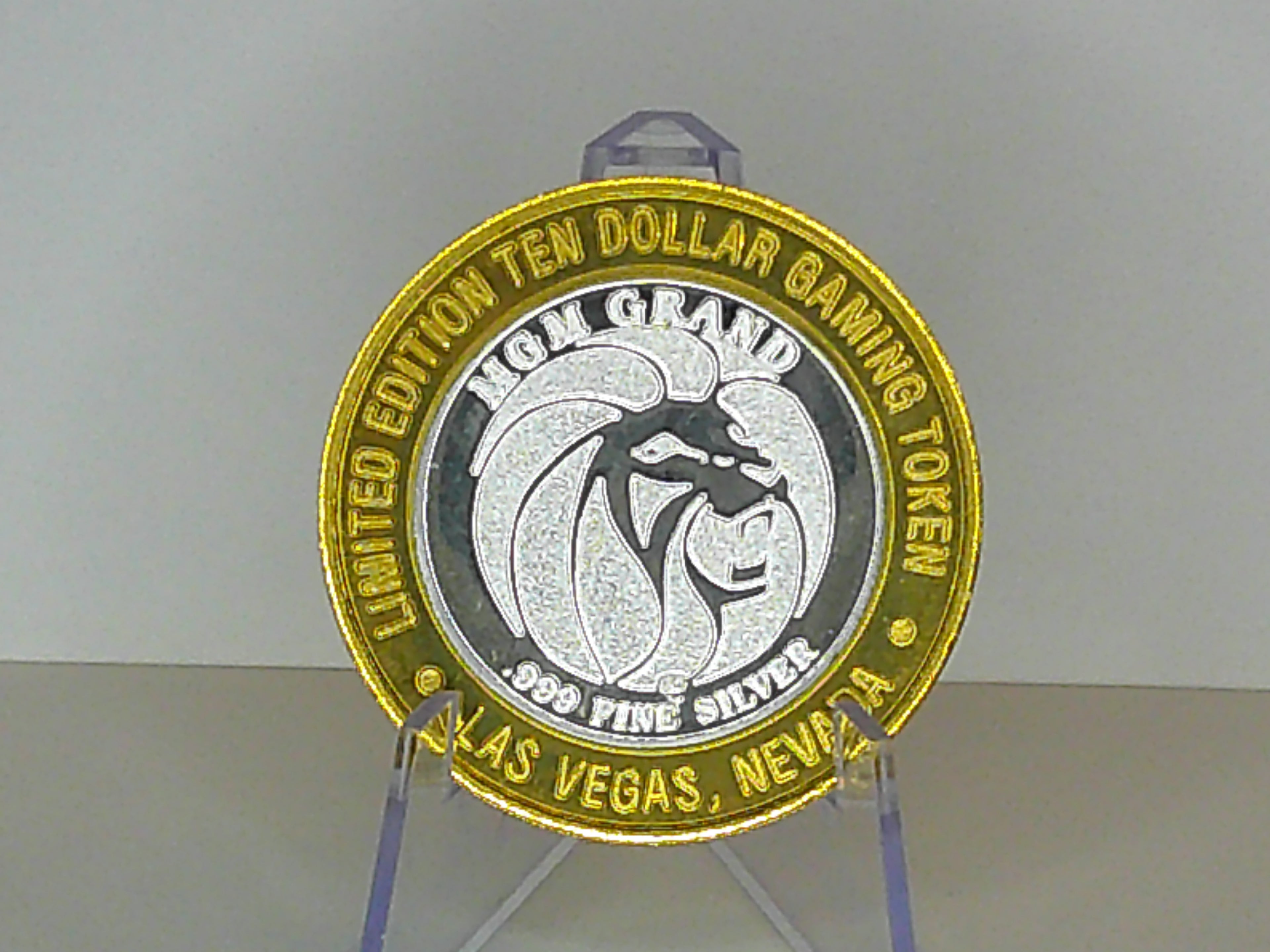 MGM Grand $10 Gaming Token (James Dean)