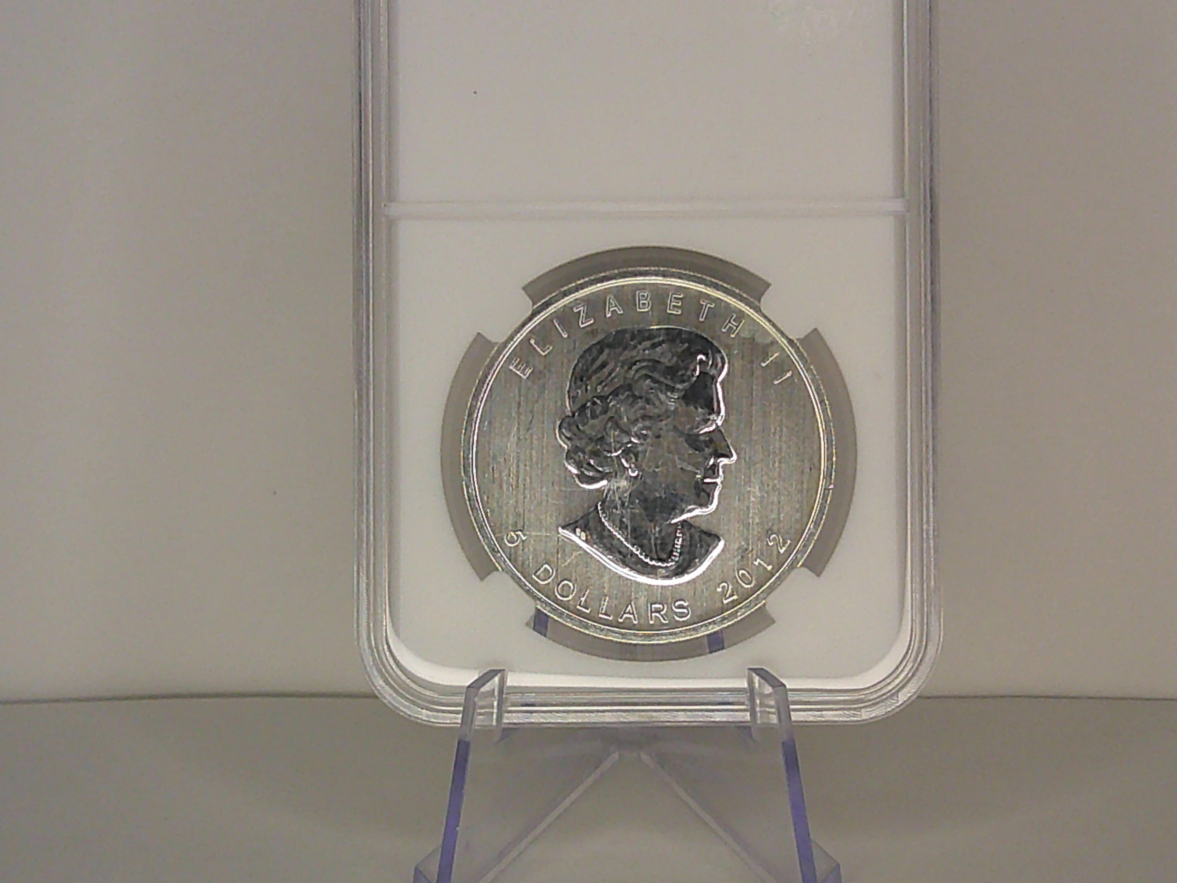 2012 Maple Leaf 1oz Silver Round